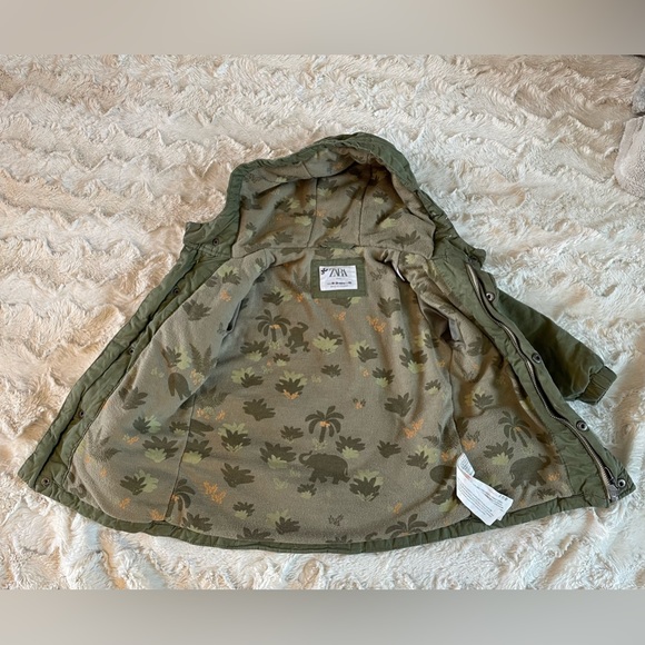 Zara Jacket - Picture 2 of 2